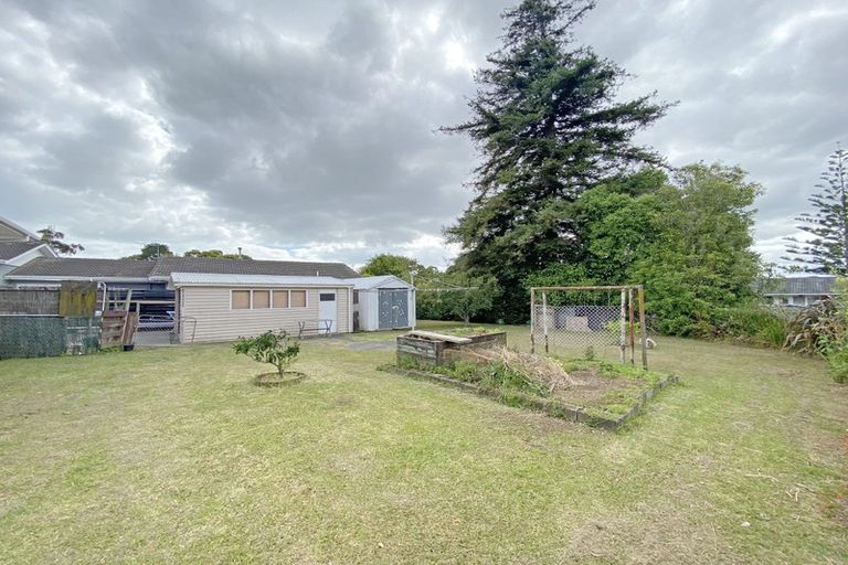 Photo of property in 18 Wanaka Place, Pakuranga Heights, Auckland, 2010