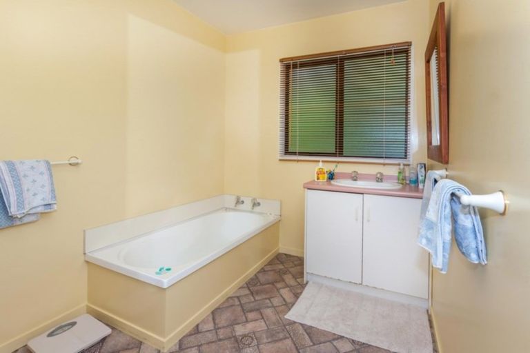 Photo of property in 55 Windsor Drive, Tairua, 3508