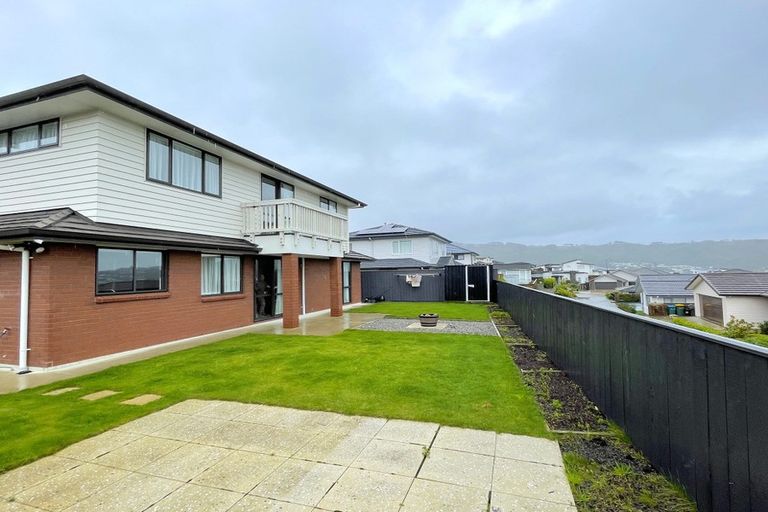 Photo of property in 29 Margaret Shields Avenue, Aotea, Porirua, 5024