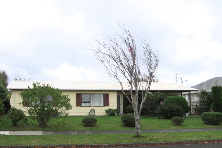 Photo of property in 51 Andrew Street, Waikanae, 5036