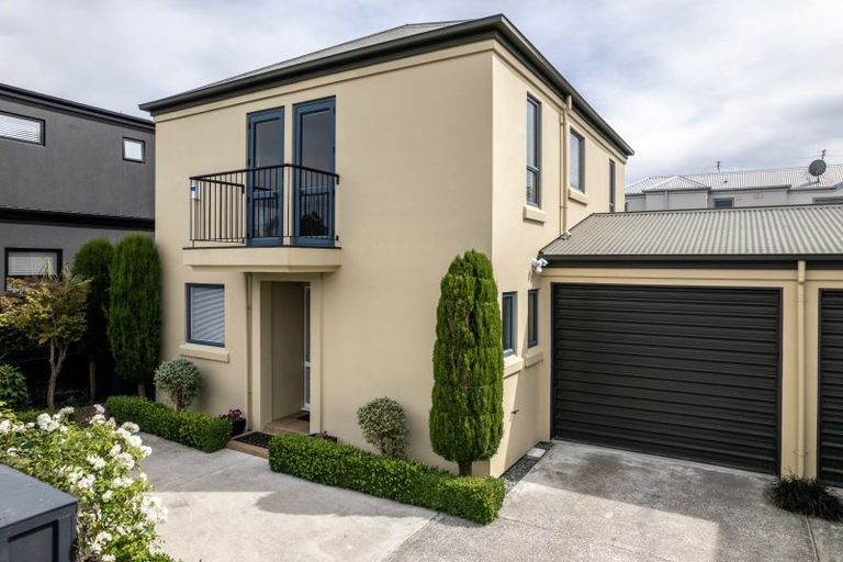 Photo of property in 77 Canon Street, St Albans, Christchurch, 8014