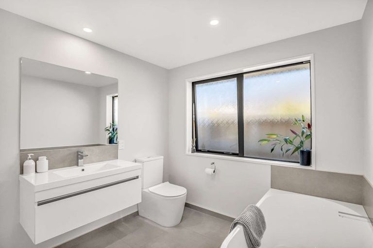 Photo of property in 13 Nathaniel Archer Street, Woodend, 7610