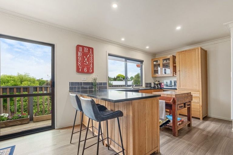 Photo of property in 10 Carew Street, Nawton, Hamilton, 3200