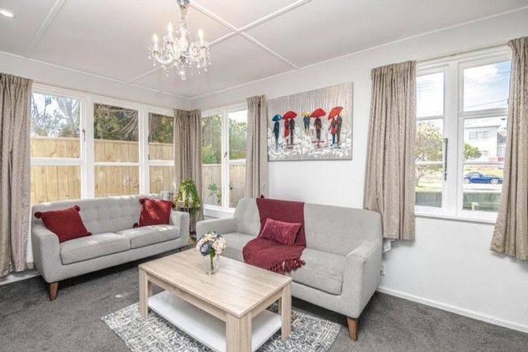 Photo of property in 18 Kipling Street, Johnsonville, Wellington, 6037