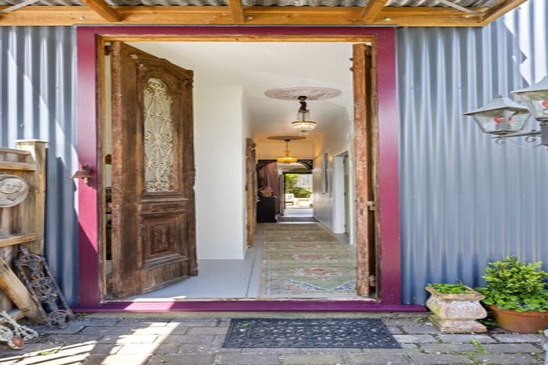 Photo of property in 33a Rambler Crescent, Beach Haven, Auckland, 0626