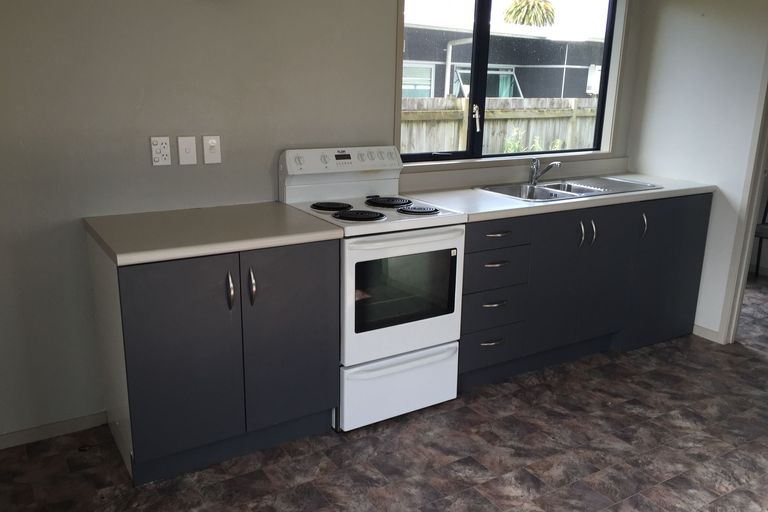 Photo of property in 47c Paul Crescent, Fairfield, Hamilton, 3214