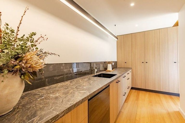 Photo of property in 47 Waiou Road, Waipukurau, 4281