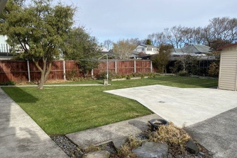 Photo of property in 6 Dulles Place, Papanui, Christchurch, 8053