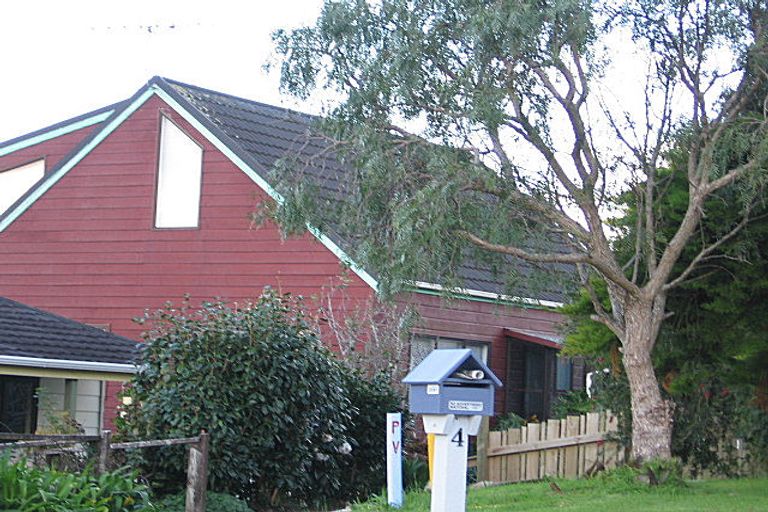 Photo of property in 4 Inca Place, Snells Beach, 0920