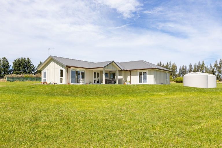 Photo of property in 69 Southdown Drive, Martinborough, 5781