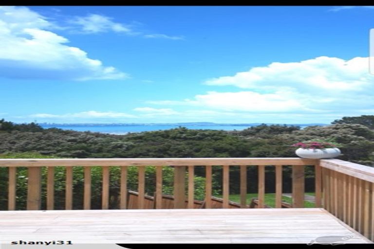 Photo of property in 35 Renoir Street, West Harbour, Auckland, 0618