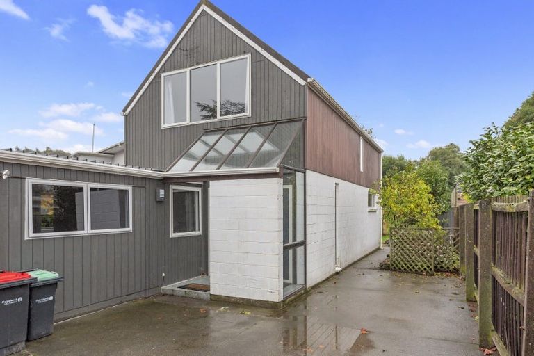 Photo of property in 2/36 Maidstone Road, Ilam, Christchurch, 8041