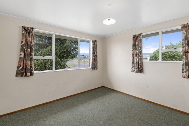 Photo of property in 62 Hinemoa Street, Levin, 5510