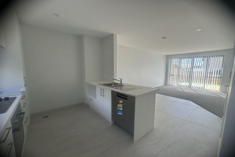 Photo of property in 10/59 Glenview Road, Glen Eden, Auckland, 0602