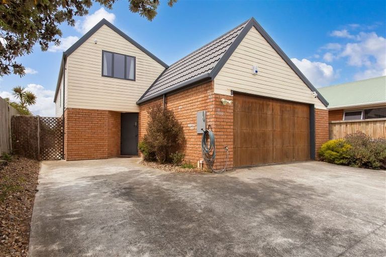 Photo of property in 141 Pine Avenue, South New Brighton, Christchurch, 8062