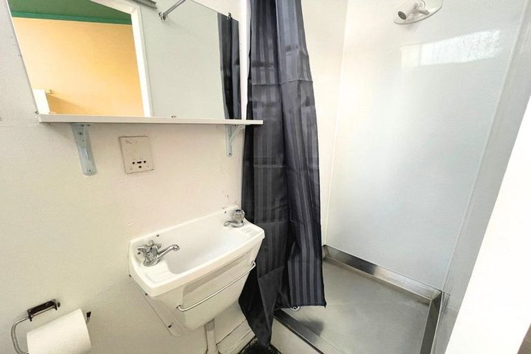 Photo of property in 56 Durie Street, Durie Hill, Wanganui, 4500