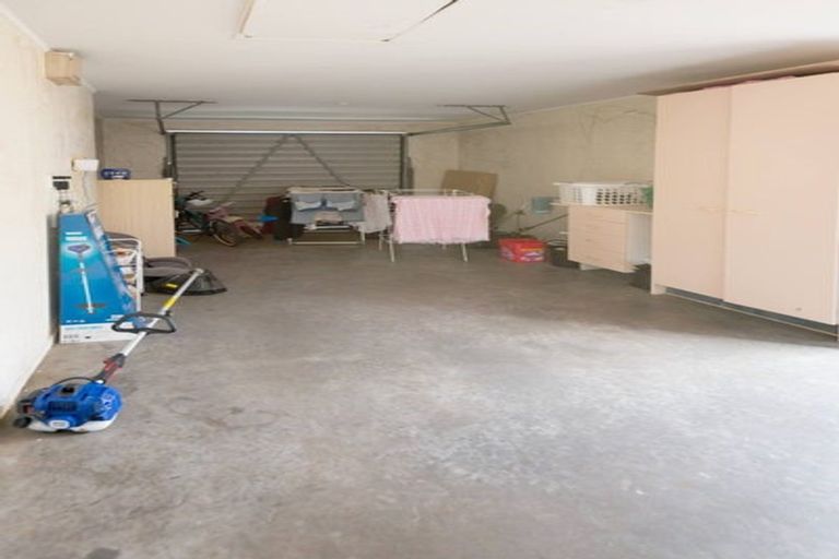 Photo of property in 5 Sherpa Place, Massey, Auckland, 0614