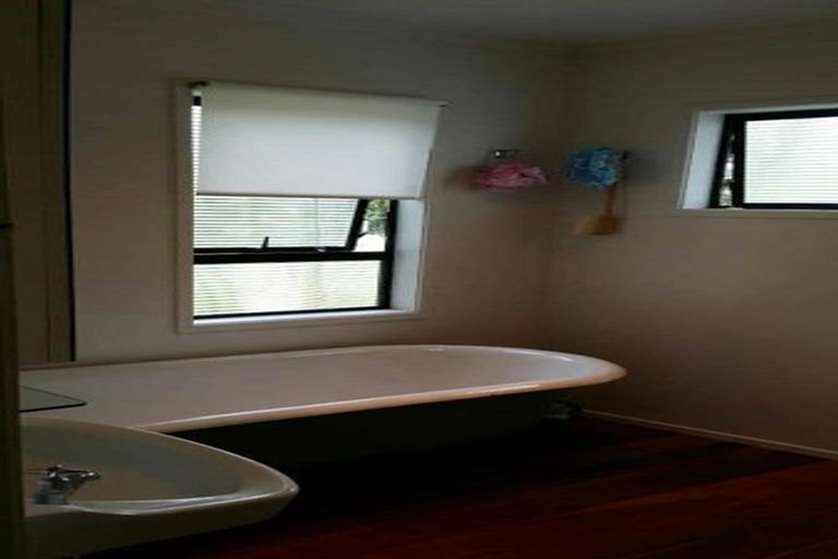 Photo of property in 29 Paynters Avenue, Strandon, New Plymouth, 4312