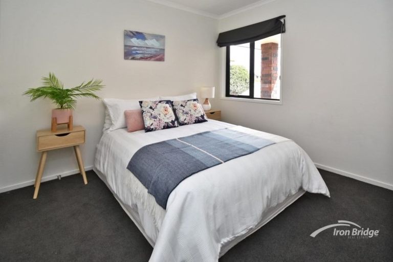 Photo of property in 37 Pegasus Main Street, Pegasus, 7612