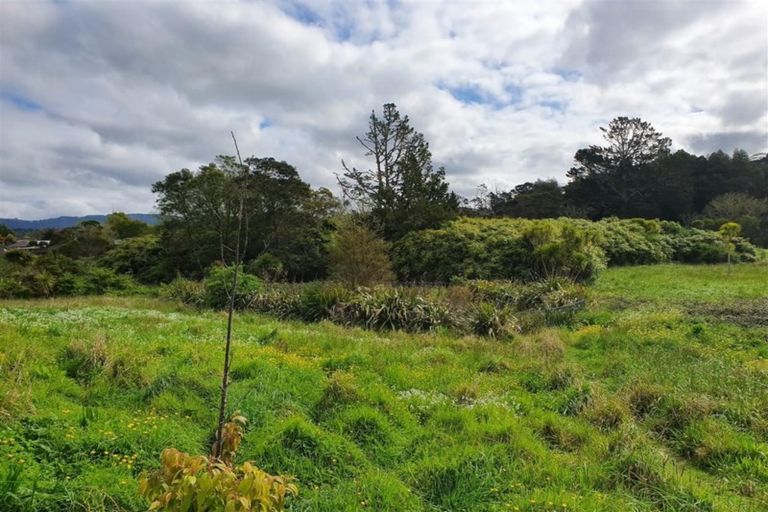 Photo of property in 72 Garelja Road, Henderson, Auckland, 0612