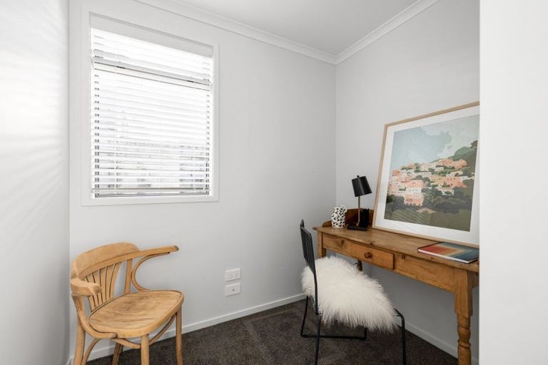 Photo of property in 16 Scoria Close, Pyes Pa, Tauranga, 3112