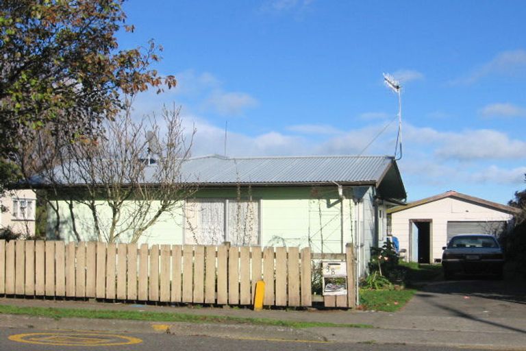 Photo of property in 38 Botanical Road, Takaro, Palmerston North, 4412