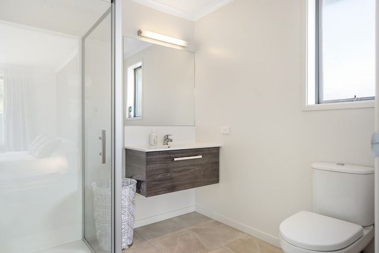 Photo of property in 3 Oxfordshire Avenue, Lower Shotover, Queenstown, 9304