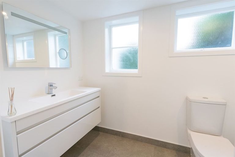 Photo of property in 7 Alton Avenue, Hillcrest, Auckland, 0627