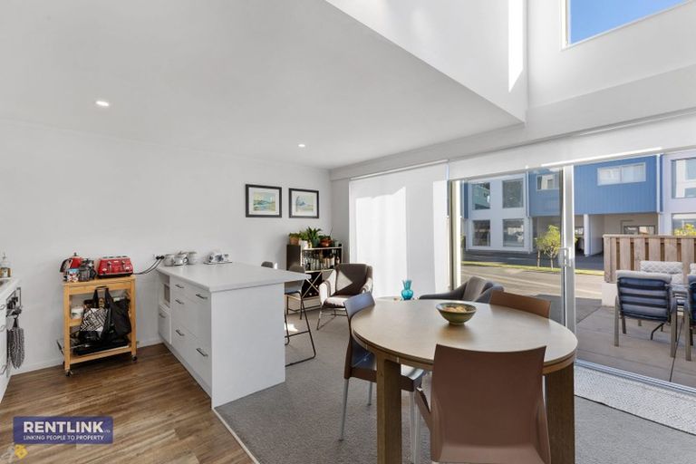 Photo of property in 31 Reynolds Place, Papamoa Beach, Papamoa, 3118