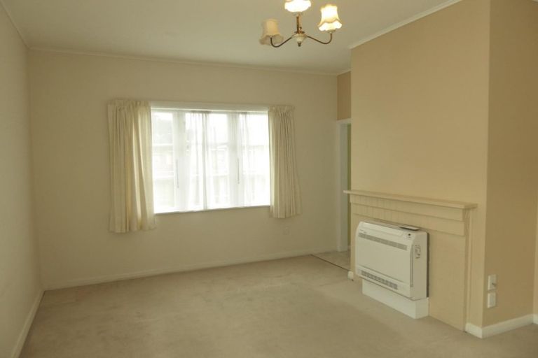 Photo of property in 27 Mitchell Street, Epuni, Lower Hutt, 5011