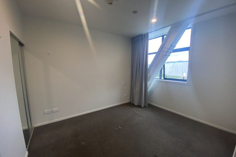 Photo of property in Wyndham Gardens Apartments, 204/30 Red Oaks Drive, Frankton, Queenstown, 9300