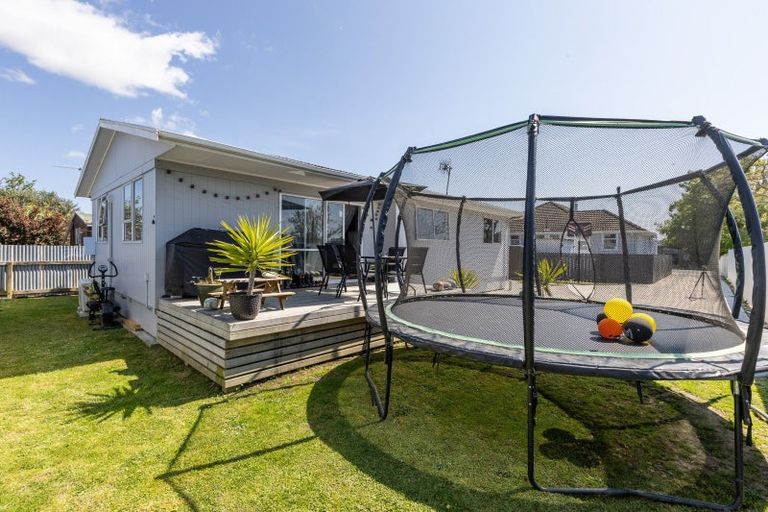 Photo of property in 83a Hillary Crescent, Maraenui, Napier, 4110