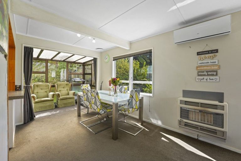 Photo of property in 16 Gainsborough Grove, Belmont, Lower Hutt, 5010