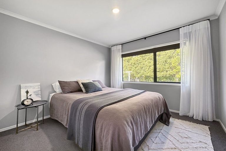 Photo of property in 12 Lacebark Drive, Kinloch, Taupo, 3377