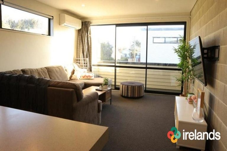 Photo of property in 9b Tonks Street, North New Brighton, Christchurch, 8083