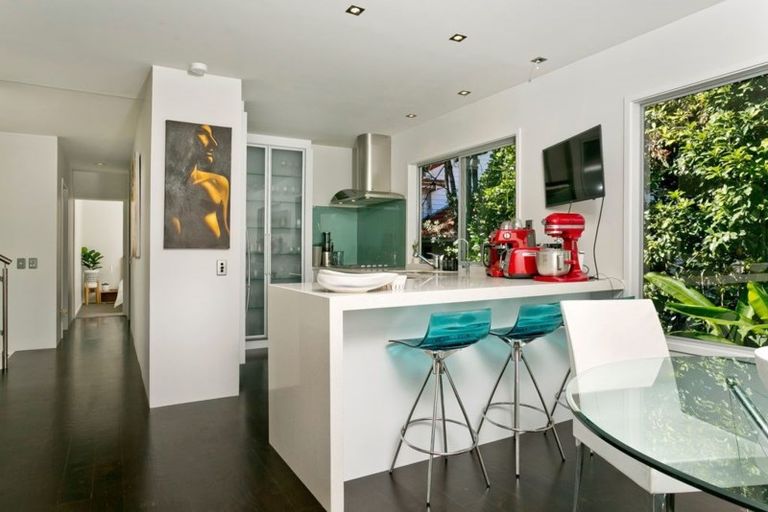 Photo of property in 3/37 Clifton Road, Hauraki, Auckland, 0622