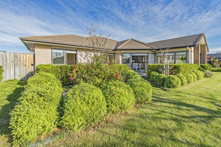 Photo of property in 103 Pegasus Boulevard, Pegasus, 7612