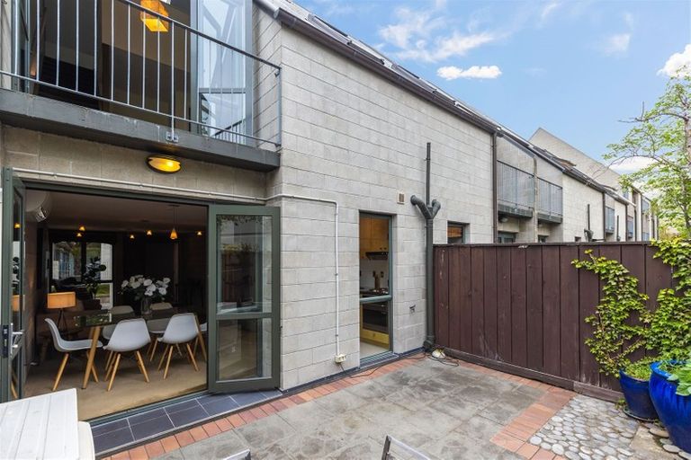 Photo of property in 7/868 Colombo Street, Christchurch Central, Christchurch, 8013