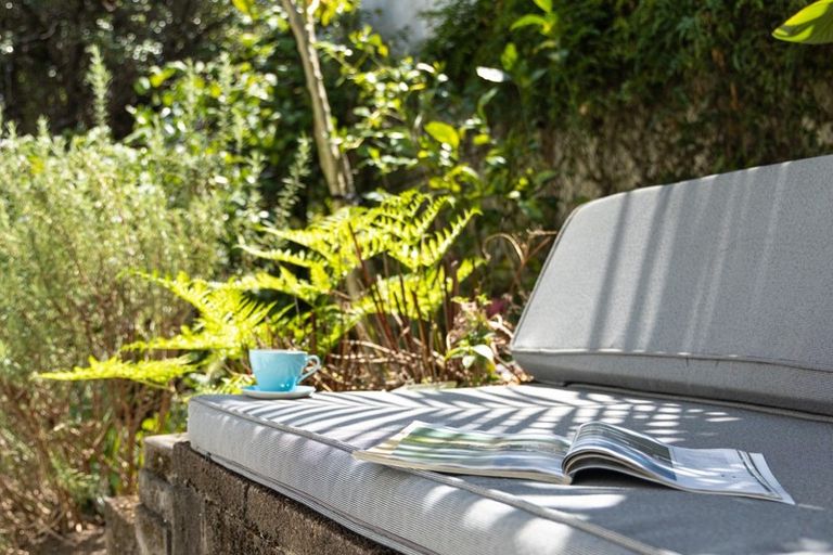 Photo of property in 12/5 Edgars Road, Westmere, Auckland, 1022