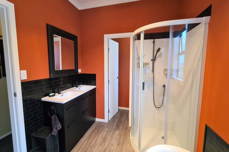 Photo of property in 181a Tasman Street, Opunake, 4616