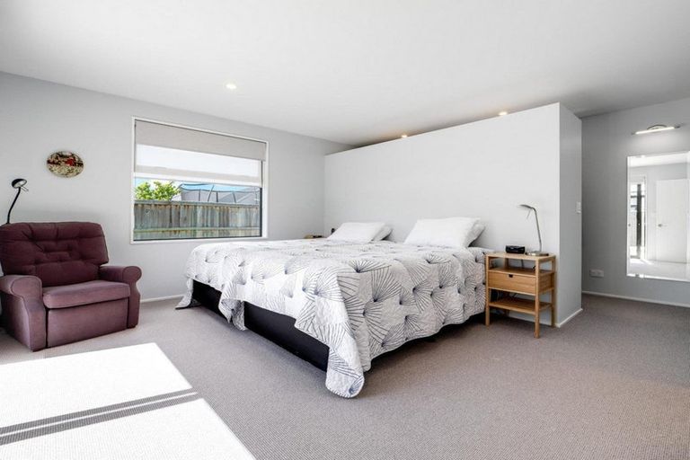 Photo of property in 52 Beachvale Drive, Kaiapoi, 7630