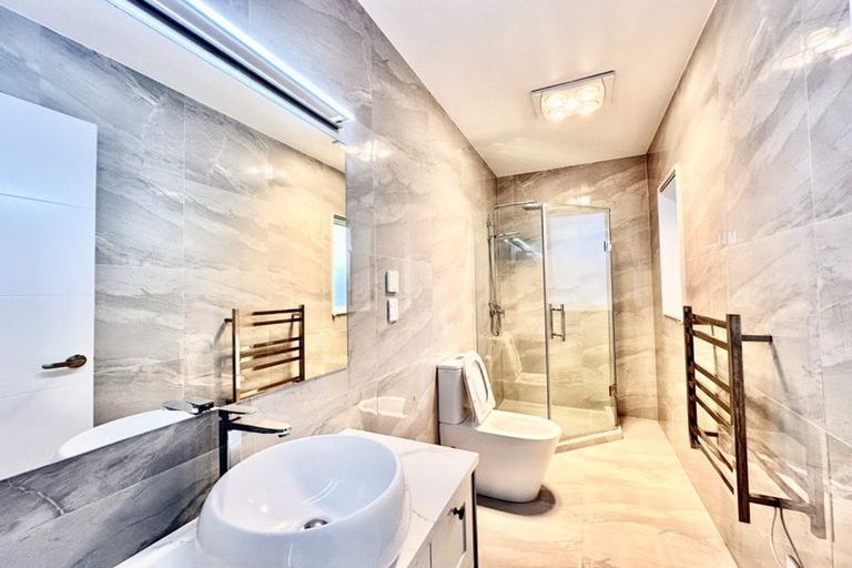 Photo of property in 97 Tir Conaill Avenue, Flat Bush, Auckland, 2019