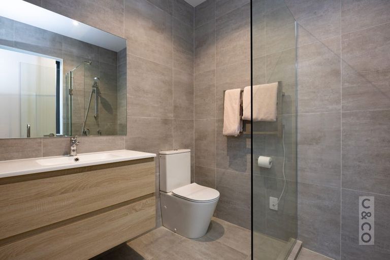 Photo of property in 29 Lumbarda Drive, Kumeu, 0810