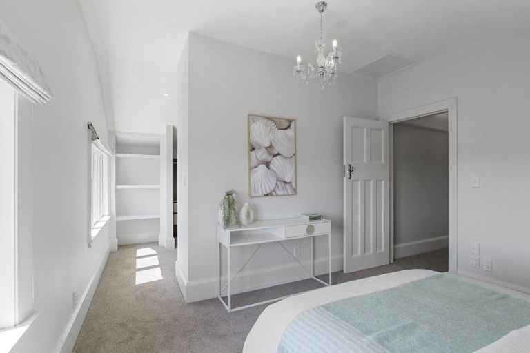 Photo of property in 7 Hackthorne Road, Cashmere, Christchurch, 8022