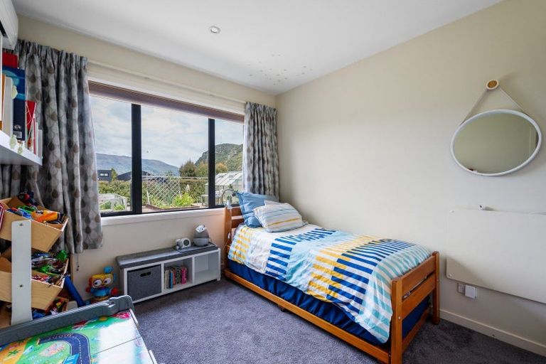 Photo of property in 4 Goldie Lane, Albert Town, Wanaka, 9305