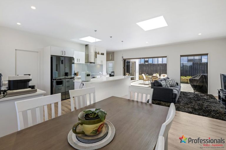Photo of property in 38 Westmuir Crescent, Pokeno, 2402