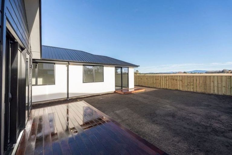 Photo of property in 39 Mehrtens Crescent, Woodend, 7691