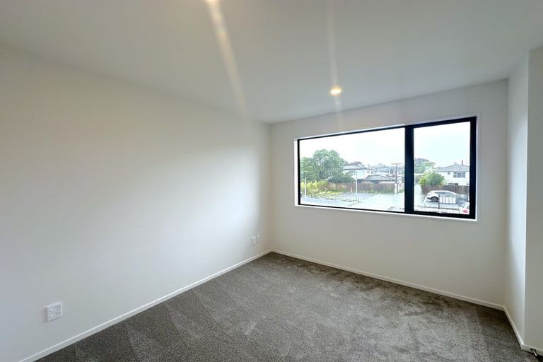 Photo of property in 55 Paetai Lane, Te Atatu Peninsula, 0610