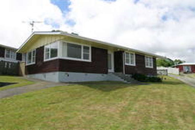 Photo of property in 132 Warspite Avenue, Waitangirua, Porirua, 5024