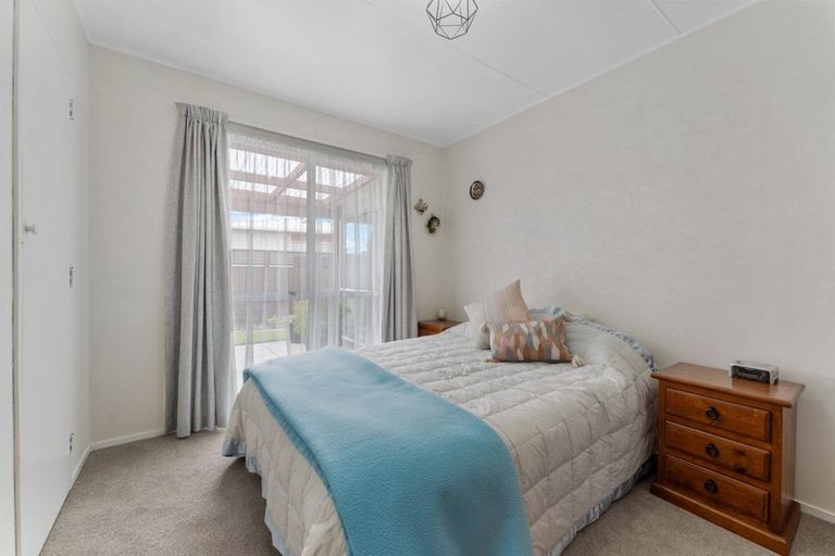 Photo of property in 3 Rimu Street, Levin, 5510